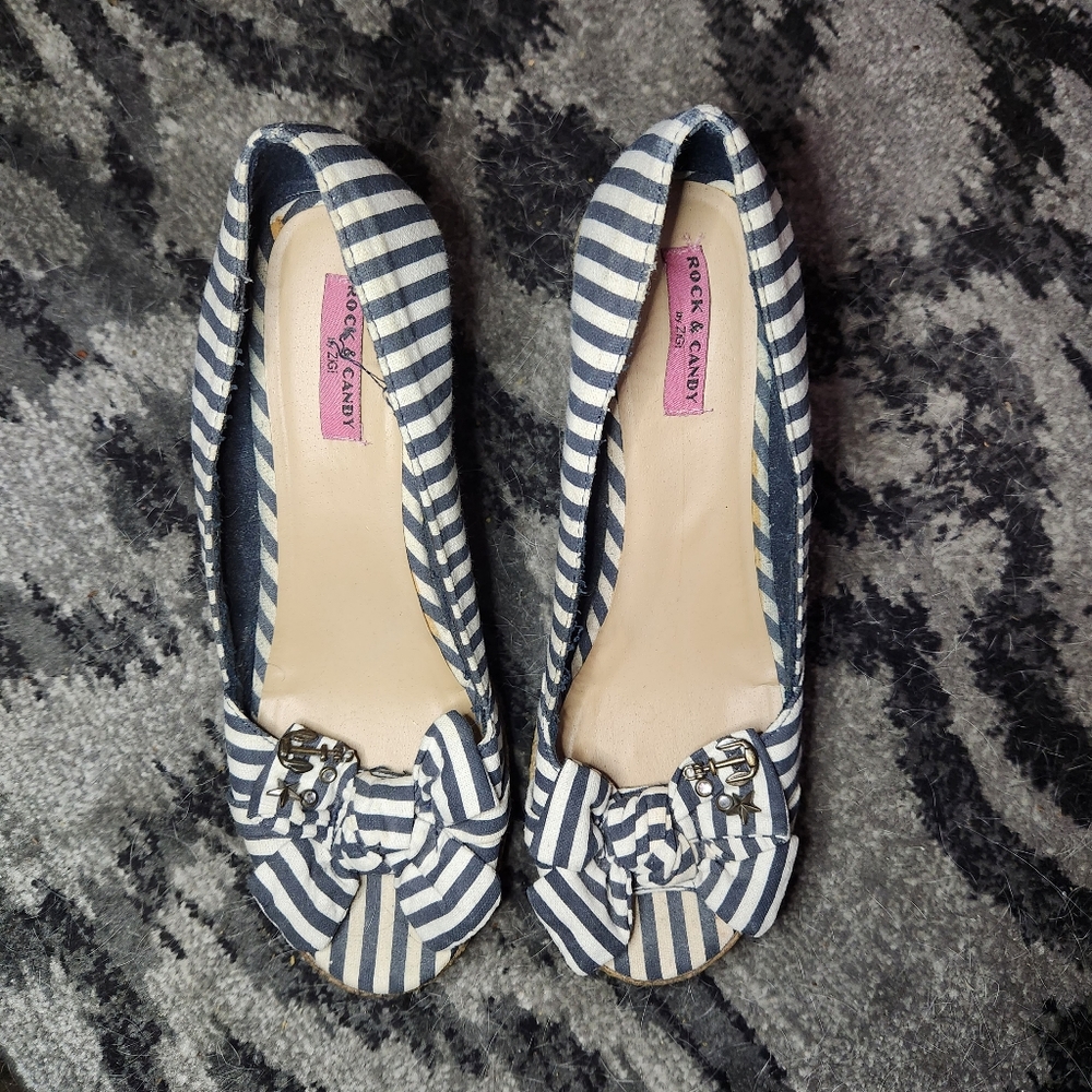 Rock & Candy | Nautical Stripe Peep Toe Wedges | Size 10
